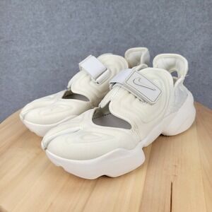 Nike Aqua Rift Sneakers Womens 6 White Split Toe Tabi Platform CW7164-100